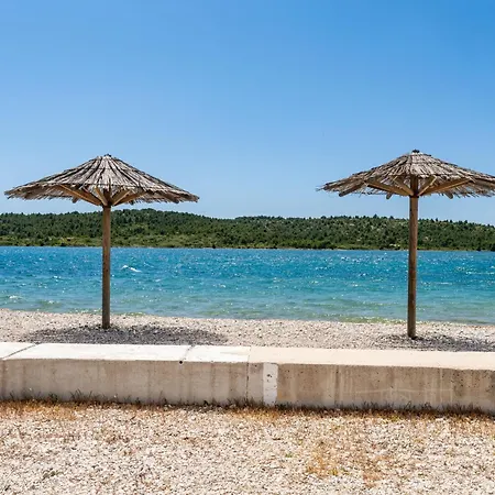 Ivanka Delux By Interhome * Pirovac