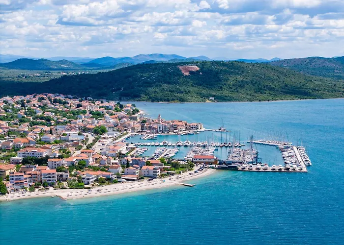 펜션 Ivanka Delux By Interhome *