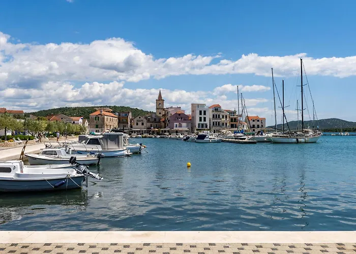 펜션 Ivanka Delux By Interhome