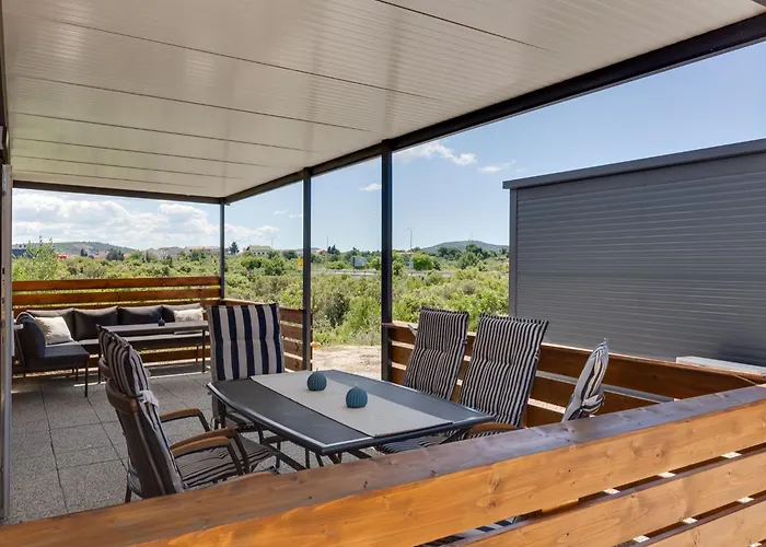 Ivanka Delux By Interhome 피로바츠