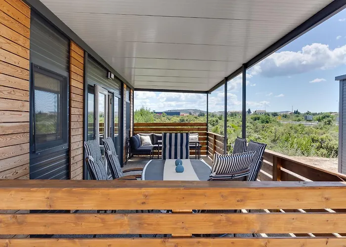 Ivanka Delux By Interhome 펜션 *