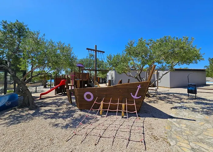 Ivanka Delux By Interhome 펜션