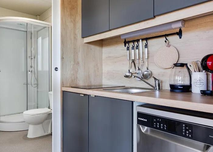 Ivanka Delux By Interhome 펜션 피로바츠